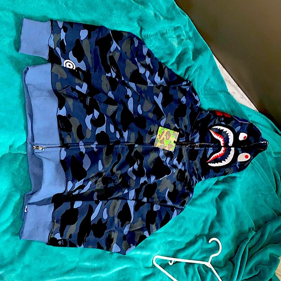 BLUE BAPE SWEATER - Picture 1 of 4